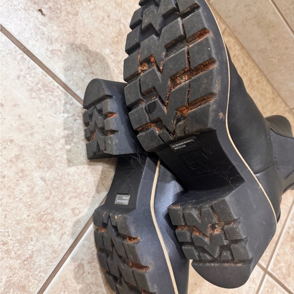 Black Ankle Boots - Picture 2 of 3